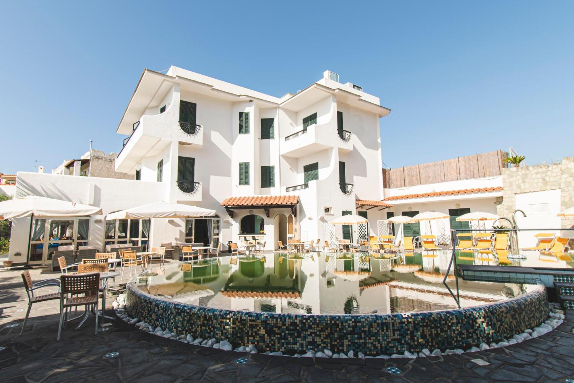 Victoria Park Resort Ischia Exterior photo